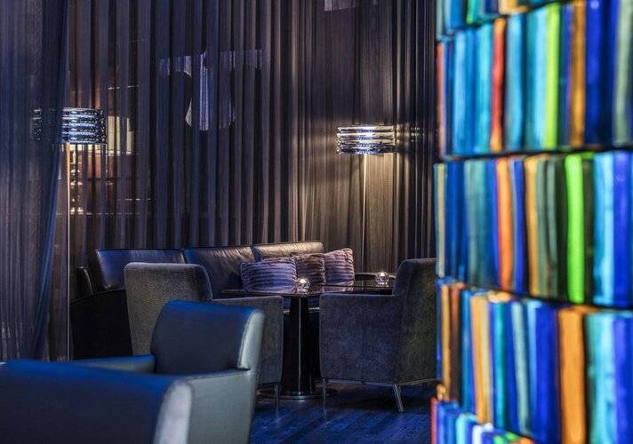 Four Seasons Hotel Hong Kong