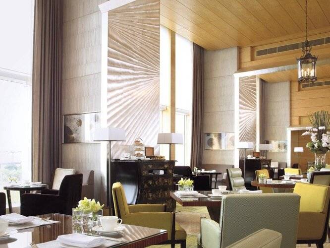 Four Seasons Hotel Hong Kong