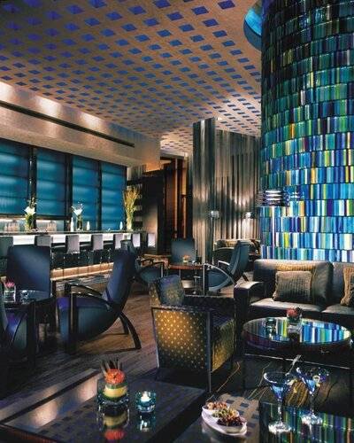 Four Seasons Hotel Hong Kong