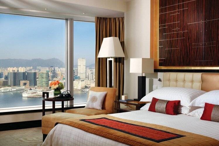 Four Seasons Hotel Hong Kong