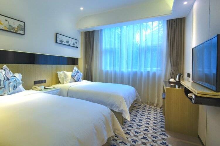 Paco Business Hotel Tiyuxilu Metrobranch