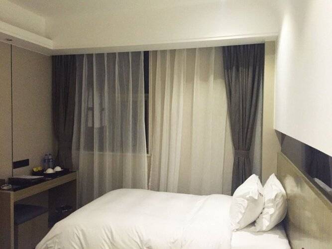 Paco Business Hotel Tiyuxilu Metrobranch