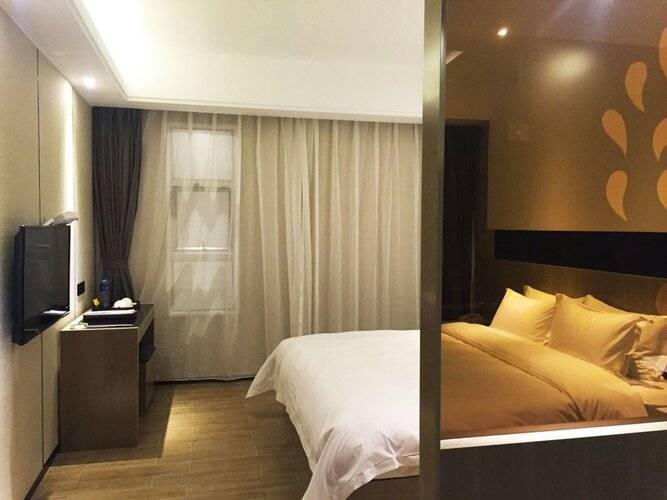 Paco Business Hotel Tiyuxilu Metrobranch