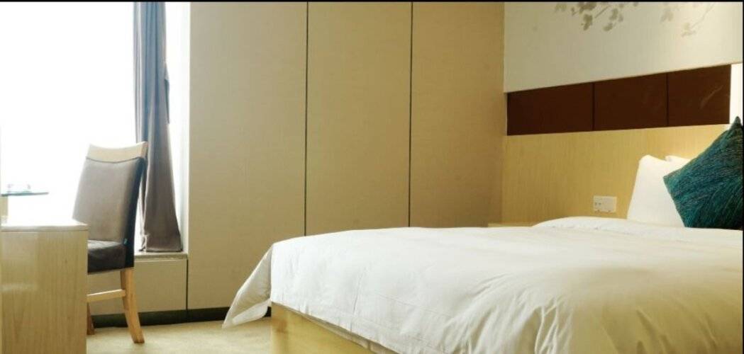 Paco Hotel Guangzhou Ouzhuang Metro Branch