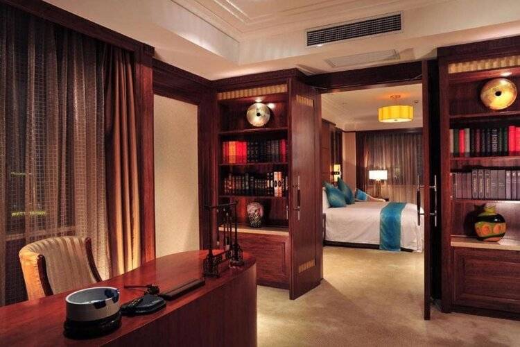 Broadway Mansions Hotel