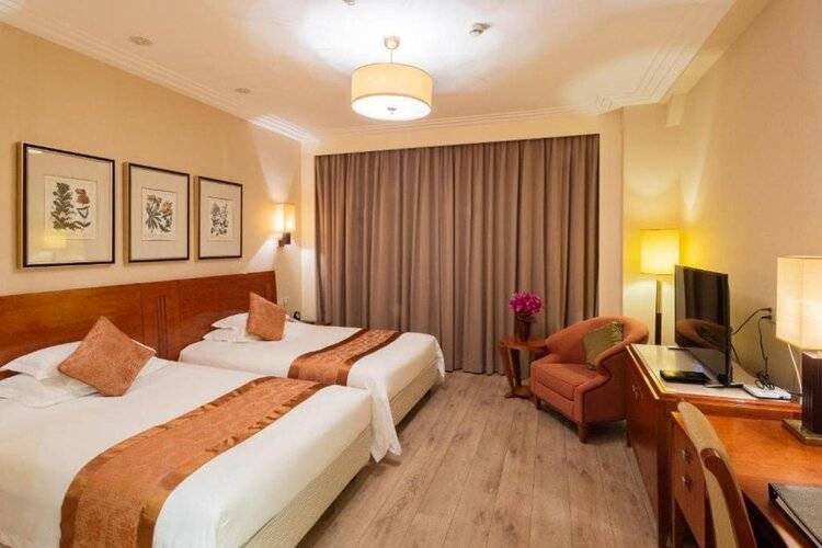 Broadway Mansions Hotel