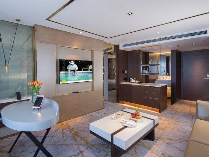 Golden Tulip Shanghai Rainbow