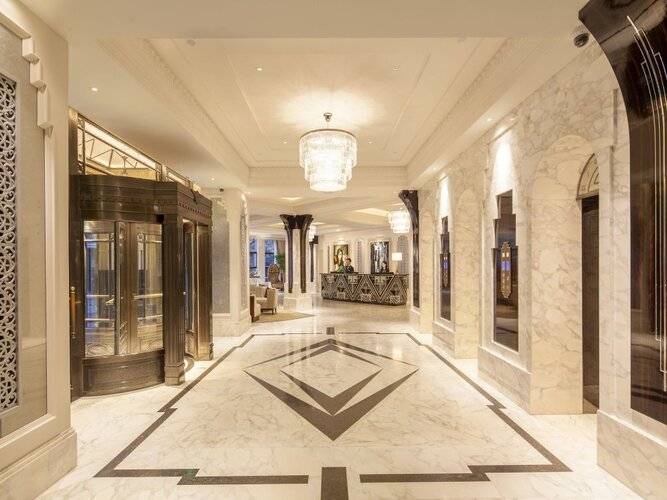 Metropolo Classiq Shanghai Bund Circle