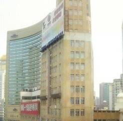 $item['hotel']['name']