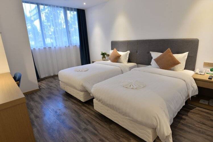 Shanghai Joyful Yard Hotel