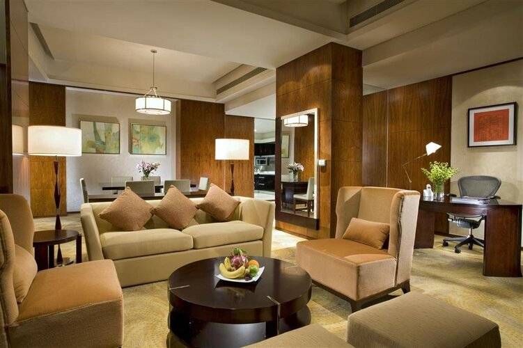 Sheraton Grand Shanghai Pudong Hotel & Residences