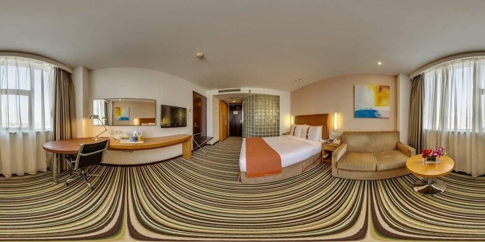 Holiday Inn Express Shanghai Jinqiao Central, An Ihg Hotel