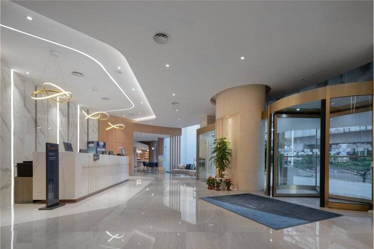 Holiday Inn Express Shanghai Jinqiao Central, An Ihg Hotel