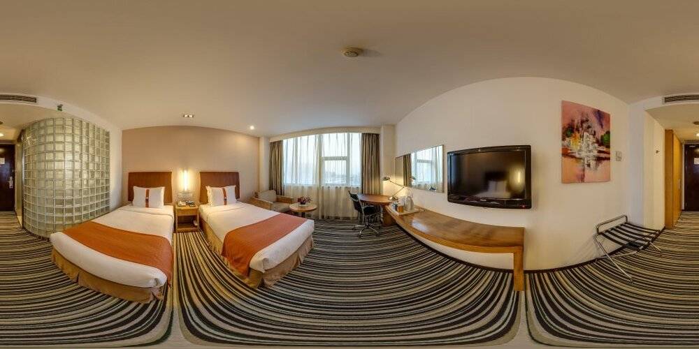 Holiday Inn Express Shanghai Jinqiao Central, An Ihg Hotel