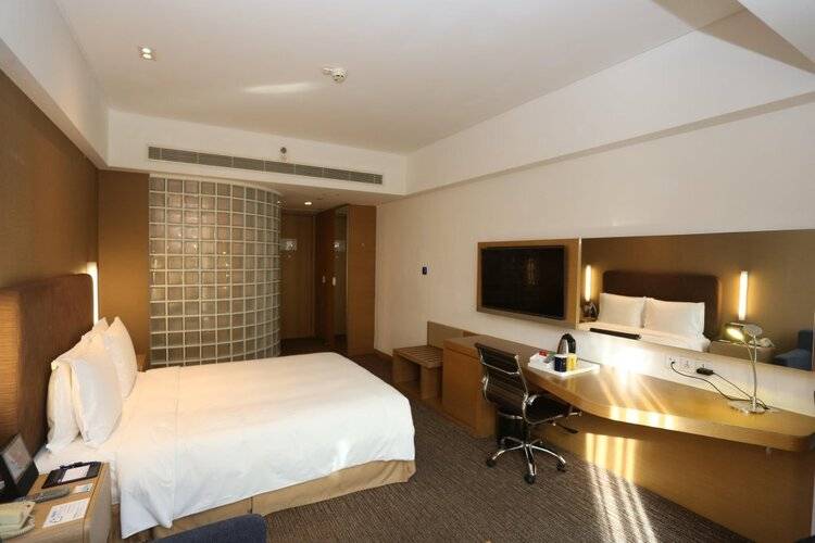 Holiday Inn Express Shanghai Jinsha, An Ihg Hotel