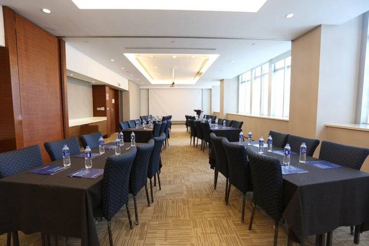 Holiday Inn Express Shanghai Jinsha, An Ihg Hotel