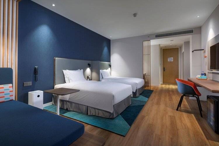 Holiday Inn Express Shanghai Kangqiao, An Ihg Hotel