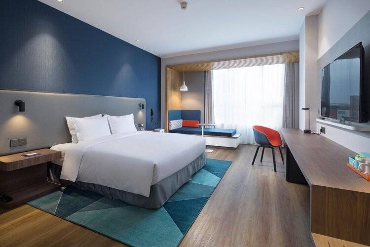 Holiday Inn Express Shanghai Kangqiao, An Ihg Hotel