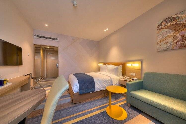 Holiday Inn Express Shanghai Zhenping