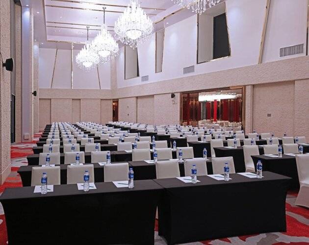 Holiday Inn Shanghai Hongqiao West, An Ihg Hotel