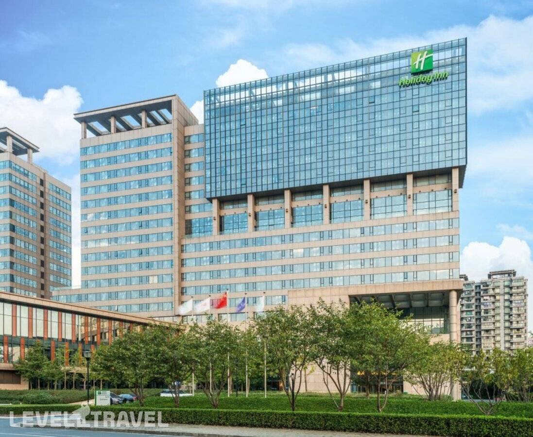фотографии отеля Holiday Inn Shanghai Hongqiao West, An Ihg Hotel в Китай(Шанхай) - фото №1
