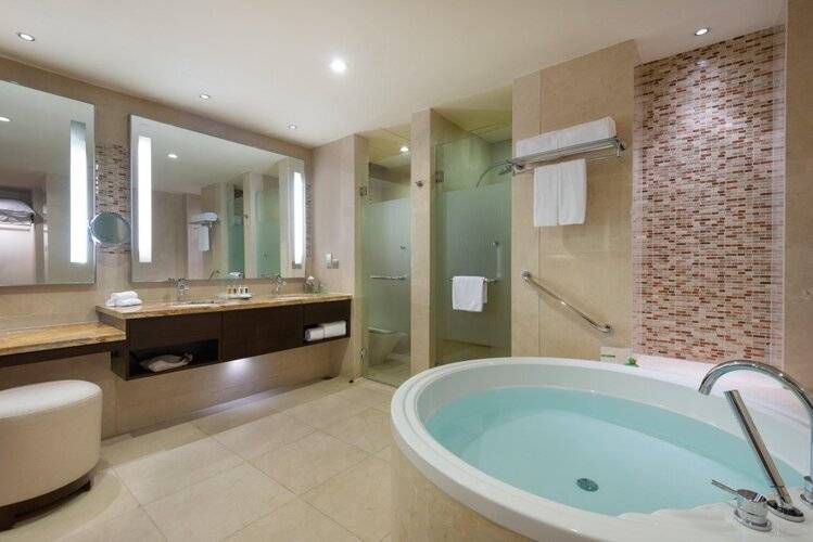 Holiday Inn Shanghai Pudong Kangqiao, An Ihg Hotel