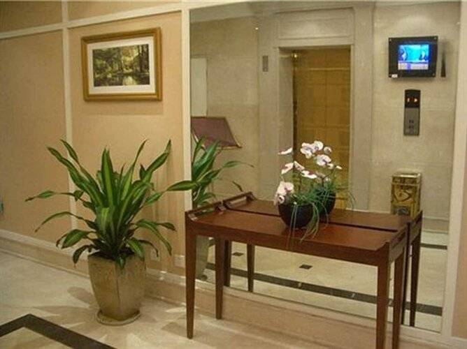 Ladoll Service Apartment