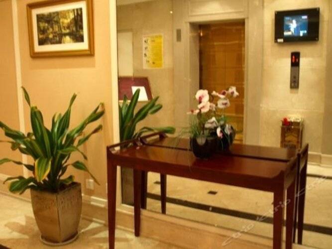 Ladoll Service Apartment
