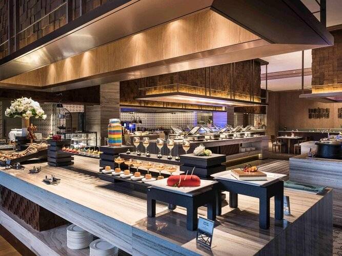Novotel Shanghai Clover