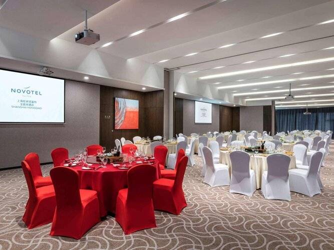 Novotel Suites Shanghai Hongqiao Hotel