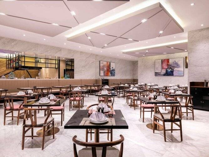 Novotel Suites Shanghai Hongqiao Hotel