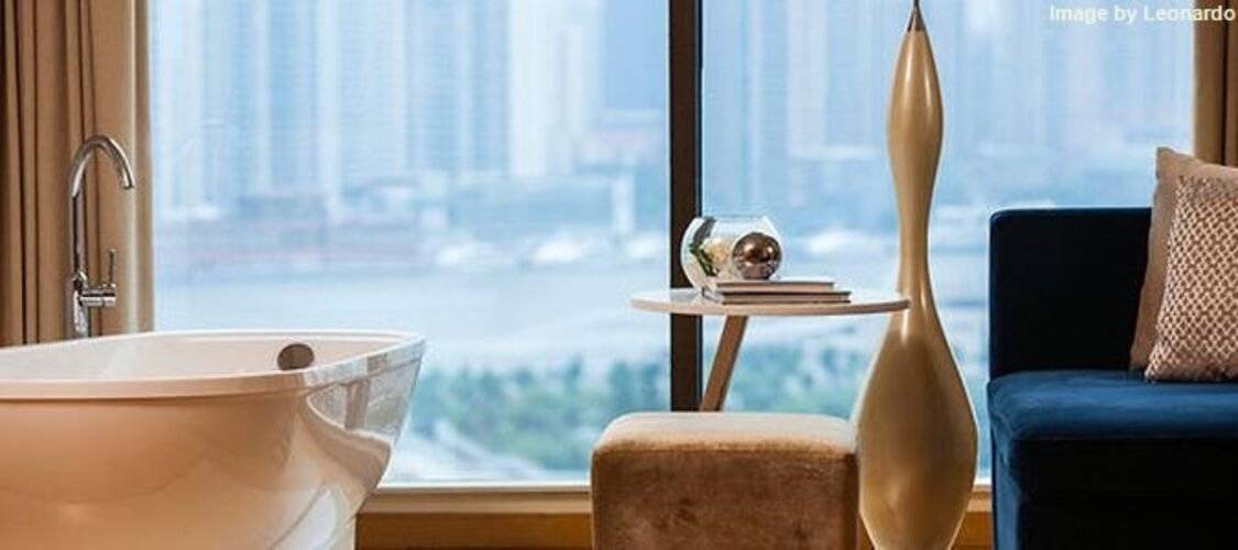 Renaissance Shanghai Yu Garden Hotel