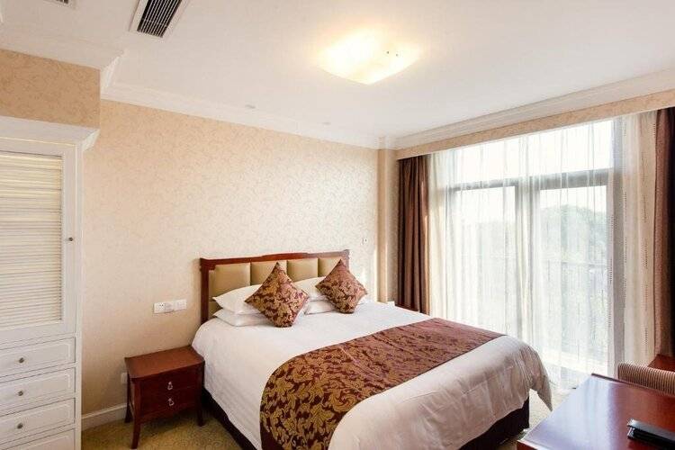 Blue Palace Hotel