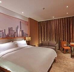 $item['hotel']['name']