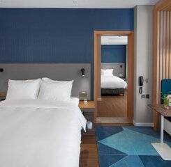 $item['hotel']['name']