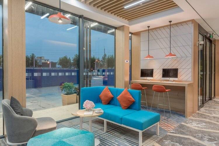 Holiday Inn Express Shanghai Jiading Center, An Ihg Hotel