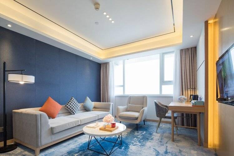 Holiday Inn Express Shanghai Jiading Center, An Ihg Hotel