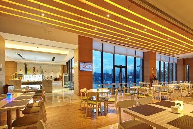 Holiday Inn Express Shanghai Jiading Industry Park, An Ihg Hotel