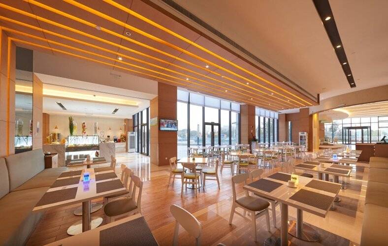 Holiday Inn Express Shanghai Jiading Industry Park, An Ihg Hotel