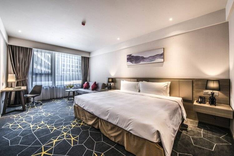 Q-Box Hotel Shanghai Sanjiagang