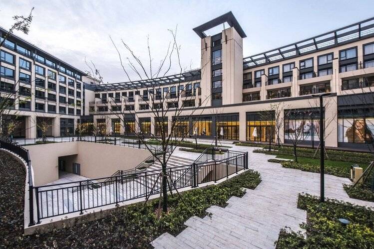 Q-Box Hotel Shanghai Sanjiagang