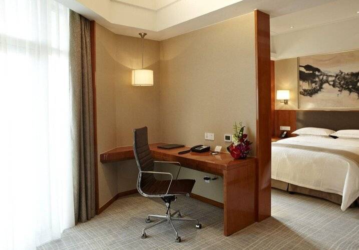 Ramada Plaza Shanghai Pudong Airport