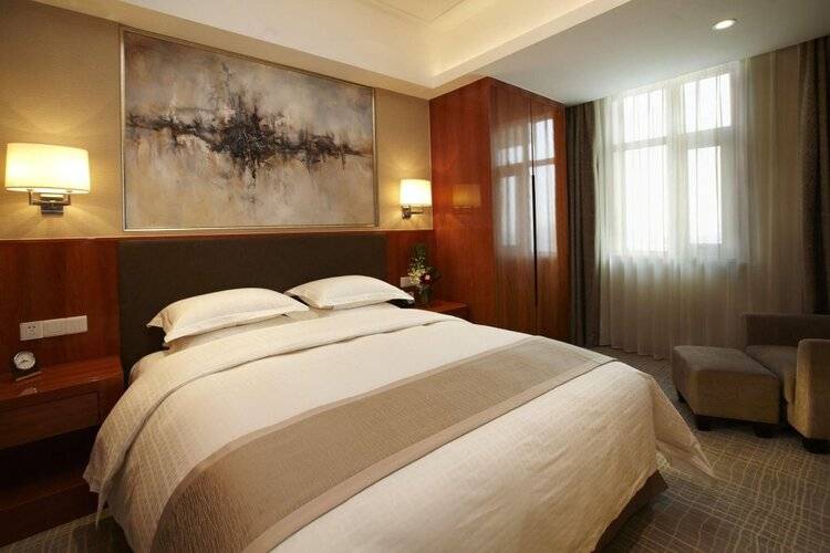 Ramada Plaza Shanghai Pudong Airport