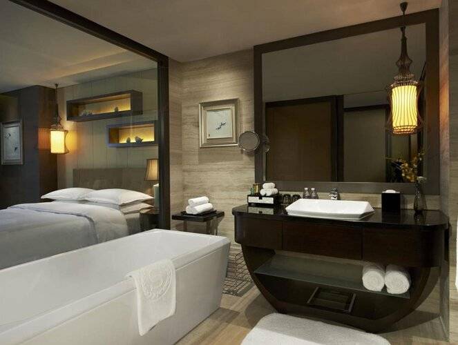 Sheraton Shanghai Waigaoqiao Hotel