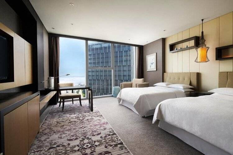 Sheraton Shanghai Waigaoqiao Hotel