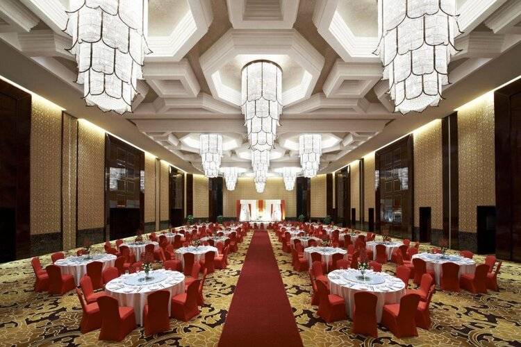 Sheraton Shanghai Waigaoqiao Hotel