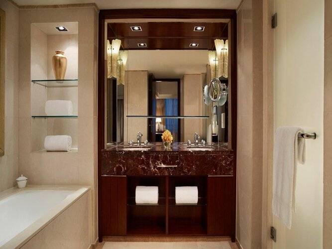 The Portman Ritz-Carlton, Shanghai