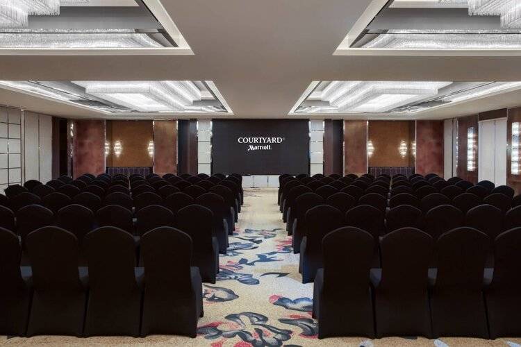 Courtyard By Marriott Shanghai Changfeng Park