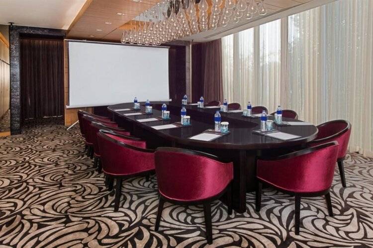 Crowne Plaza Shanghai Xiayang Lake, An Ihg Hotel