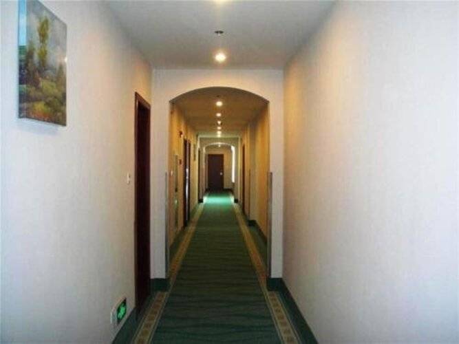 Greentree Inn Shanghai Jiading Dazhong International Auto City Business Hotel